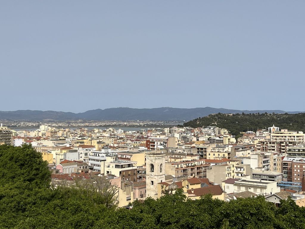 Vue générale de Cagliari, depuis l'esplanade Umberto I (©PB) Vue générale de Cagliari, depuis l'esplanade Umberto I (©PB)