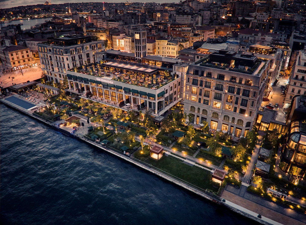 Des soirées spectaculaires au bord du Bosphore en perspective (©The Peninsula)