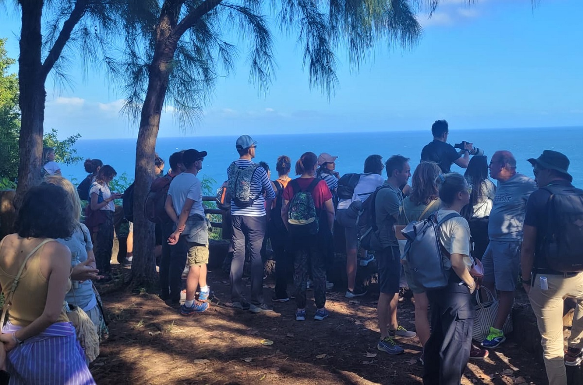 Randonnée Yoga à la Réunion pour le Forum des Pionniers - Photo AB
