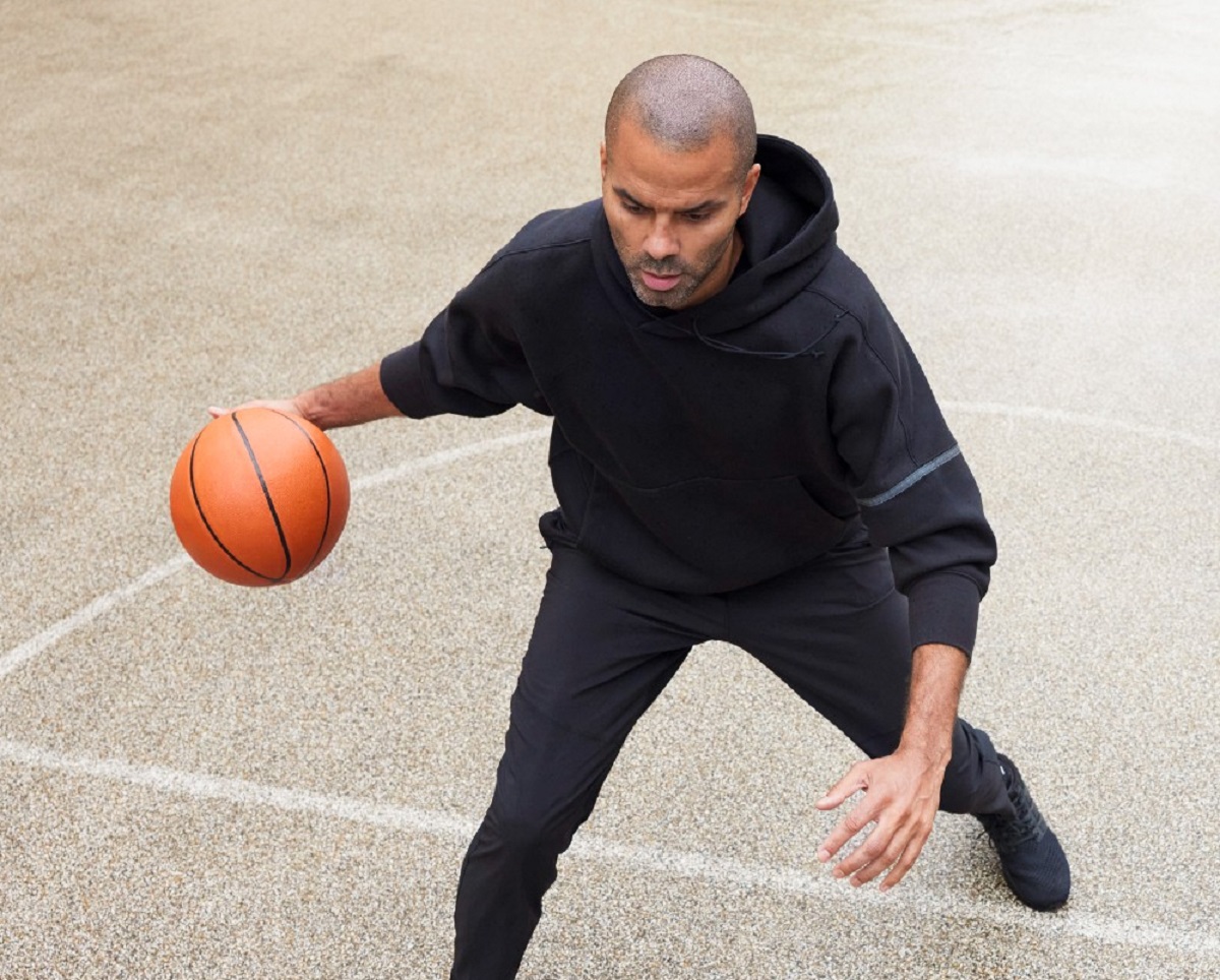 JO : Les expériences disponibles sur Airbnb incluent notamment la Finale masculine de basketball avec Tony Parker