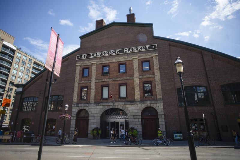 © Destination Ontario, Marché St Lawrence