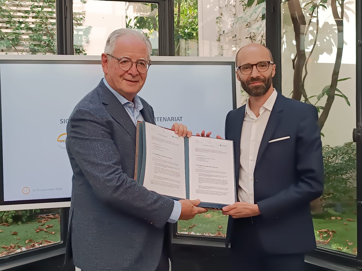 Lundi 16 septembre 2024, Nicolas Henin, directeur commercial de Transavia France a signé une charte avec le Seto. @cl Lundi 16 septembre 2024, Nicolas Henin, directeur commercial de Transavia France a signé une charte avec le Seto. @cl