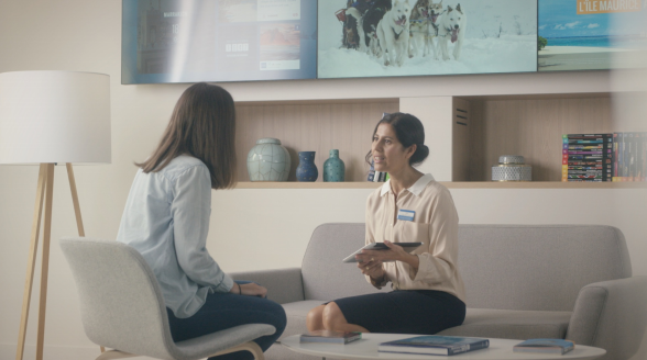 Le spot TV d'Havas Voyages met en scène une Travel Planner d'une agence parisienne du réseau - DR : Havas Voyages Le spot TV d'Havas Voyages met en scène une Travel Planner d'une agence parisienne du réseau - DR : Havas Voyages