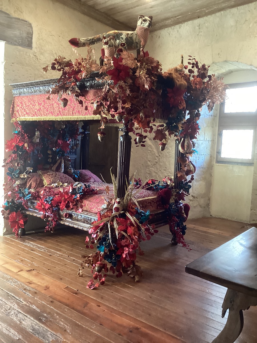 Dans le château de Villandry, assoupi par l’hiver, végétaux et animaux semblent avoir investi les lieux - Photo : J.-P.C. Dans le château de Villandry, assoupi par l’hiver, végétaux et animaux semblent avoir investi les lieux - Photo : J.-P.C.