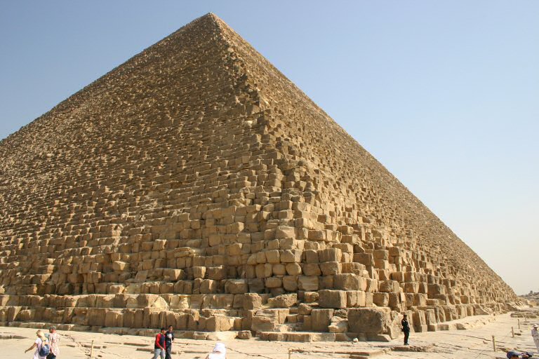 La Pyramide de Kheops - DR: Alex lbh Wikimedia Commons