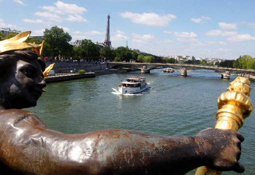 Vedettes de Paris propose une nouvelle croisières qui présente le développement durable lié à la Seine - Photo : Vedettes de Paris