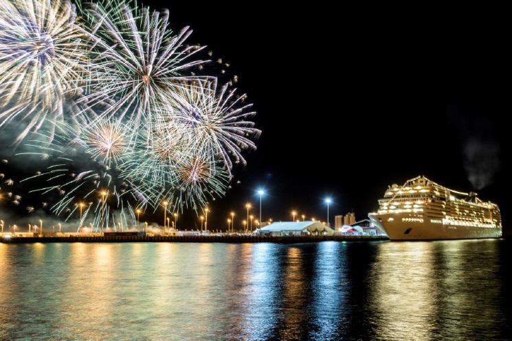 Le MSC Musica naviguera de Dubaï à Abu Dhabi, aux Emirats Arabes Unis, au cours d’une série de croisières de sept nuits - DR : MSC Croisieres Le MSC Musica naviguera de Dubaï à Abu Dhabi, aux Emirats Arabes Unis, au cours d’une série de croisières de sept nuits - DR : MSC Croisieres