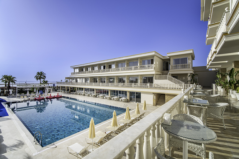 Mondi Club SL La Perla 4* © Mondial Tourisme