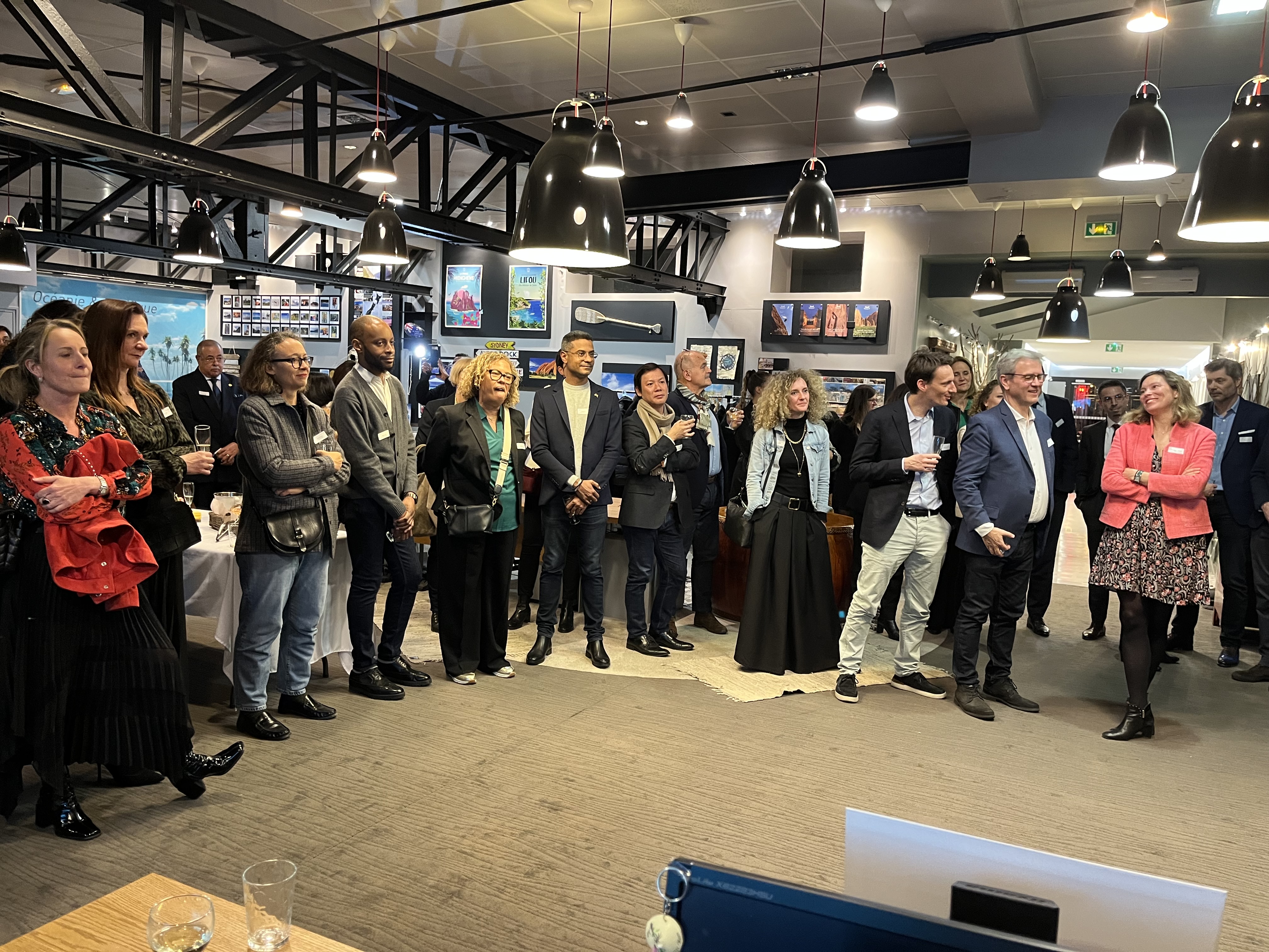 Les invités à la soirée Kuoni, jeudi soir, à Paris (©PB) Les invités à la soirée Kuoni, jeudi soir, à Paris (©PB)