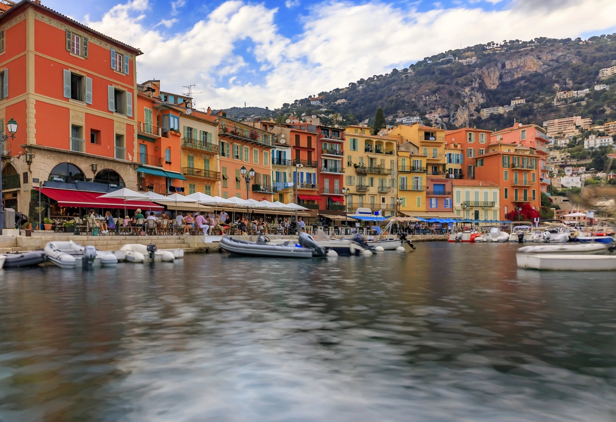La CCI Nice Côte d’Azur estime que l’arrêt des escales pourrait faire perdre 14 M€ à Villefranche-sur-Mer dès 2026 - DepositPhotos.com, SvetlanaSF