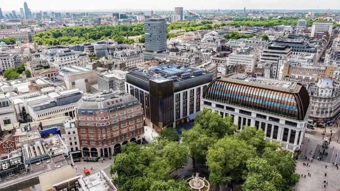 Installé Leicester Square, dans la capitale britannique, le cinq étoiles The Londoner fait partie de la collection Legend (© Preferred Hotels & Resorts)