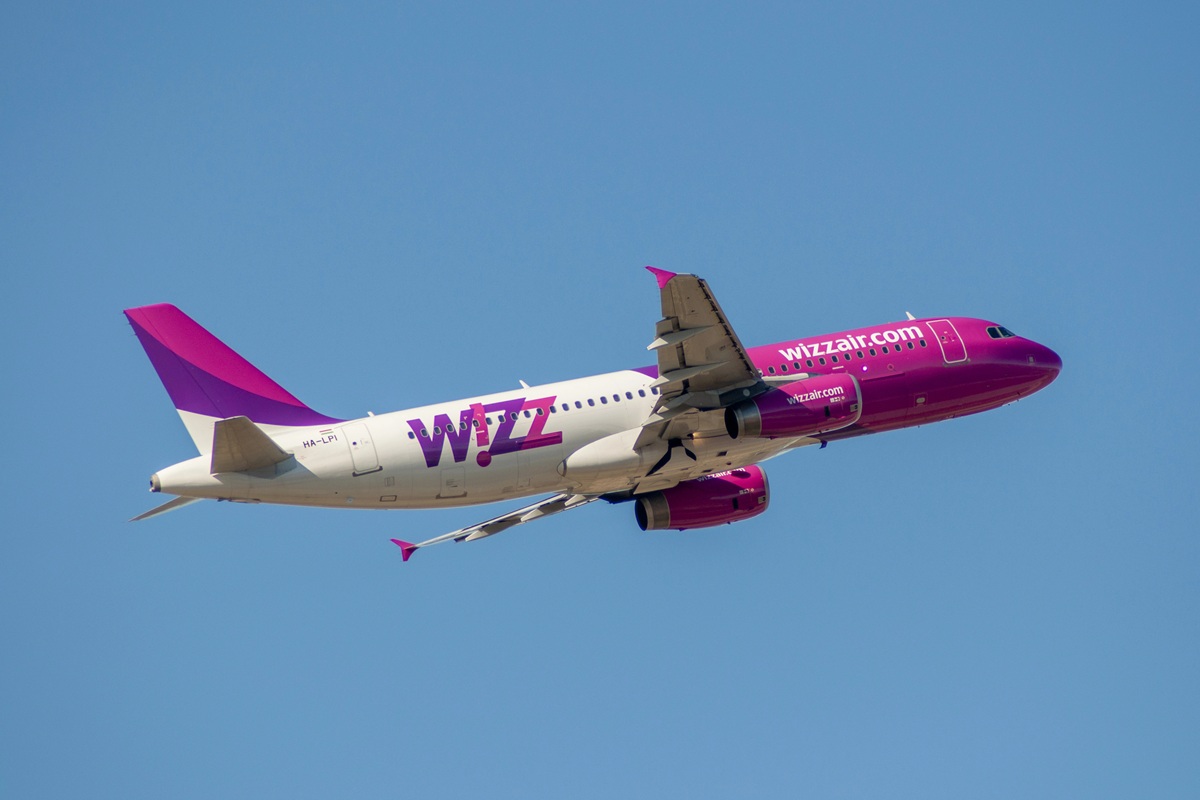 La compagnie aérienne Wizz Air alerte sur le retard pris par l’aviation dans la transition climatique - DepositPhotos.com, Alfsm