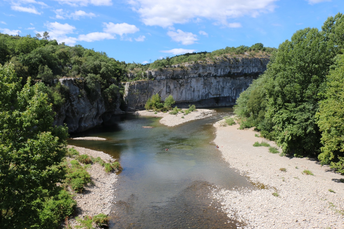 Chassezac, découvrez l’autre Ardèche à découvrir en canoë, loin de la foule - JFR
