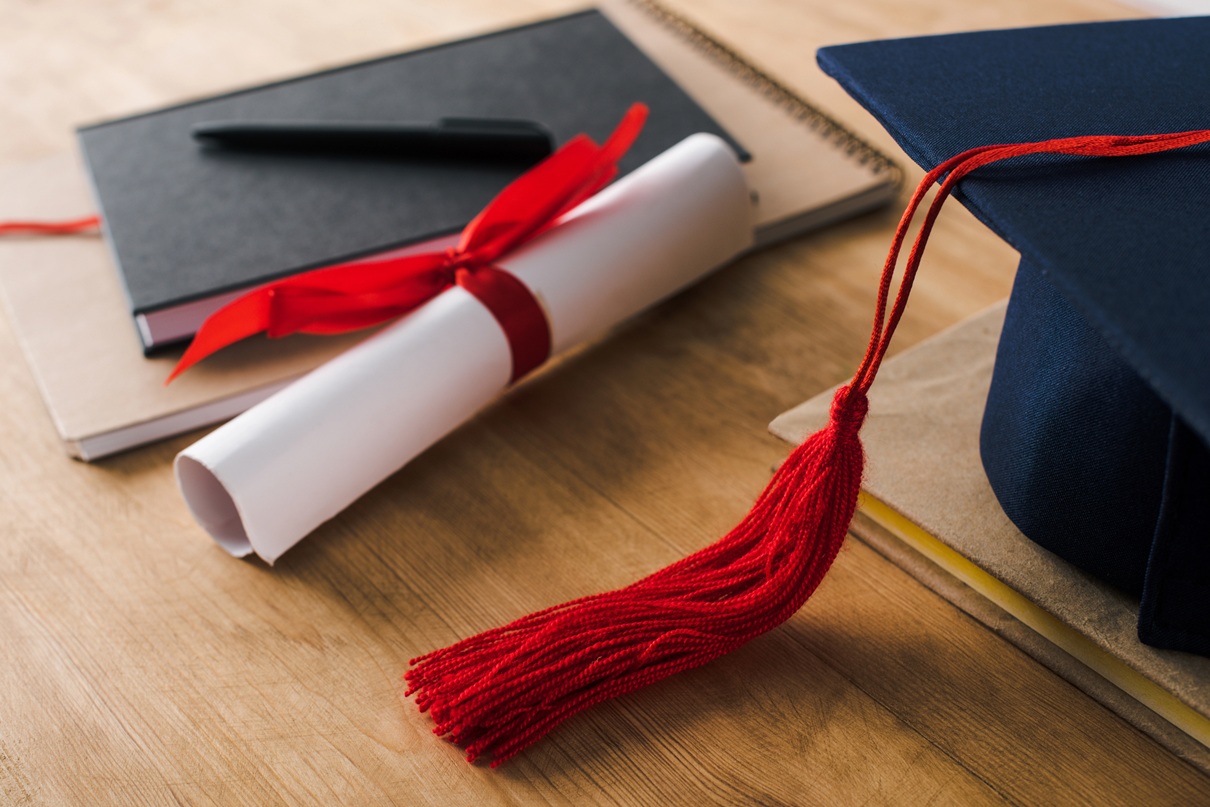 Sciences Po Toulouse et l’ENAC lancent un double diplôme - Photo : Depositphotos.com @AndrewLozovyi