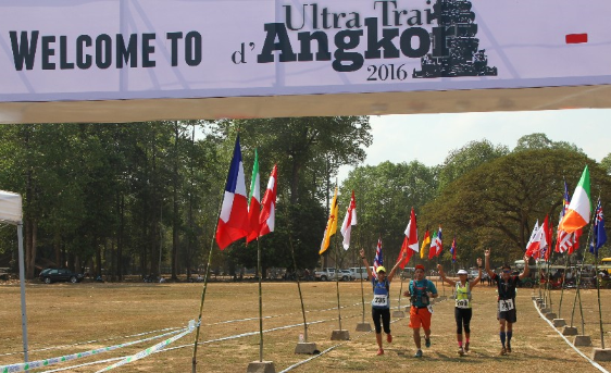 La première édition de l'Ultra Trail d'Angkor a réuni 307 coureurs de 26 nationalités différentes - Photo : Phoenix Voyages