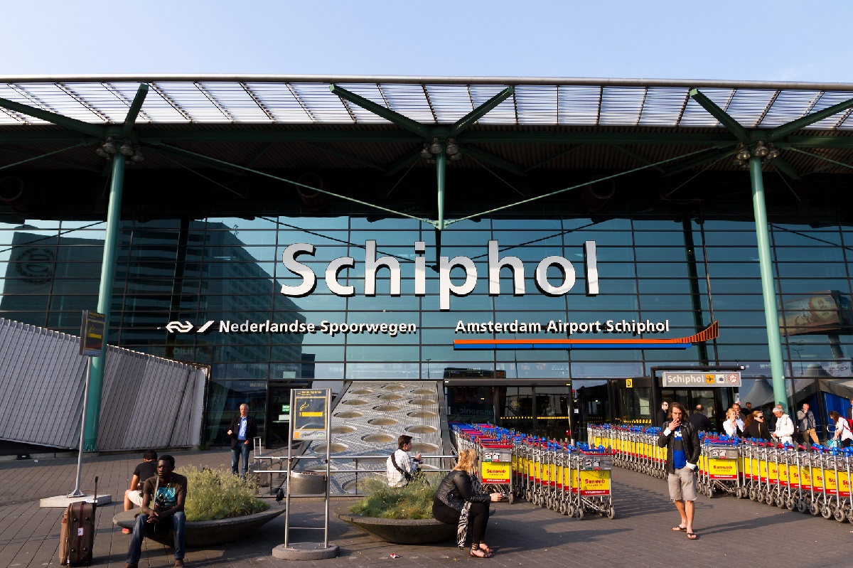 Les redevances aéroportuaires explosent à Schiphol : +41% validés en 2025 ! - Depositphotos.com Auteur dennisvdwater Les redevances aéroportuaires explosent à Schiphol : +41% validés en 2025 ! - Depositphotos.com Auteur dennisvdwater