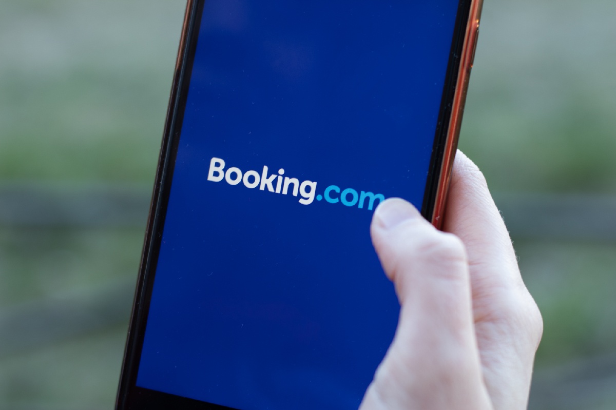 Action collective : les hôteliers européens réclament 20 ans de commissions excessives à Booking.com - Depositophotos.com Auteur postmodernstudio