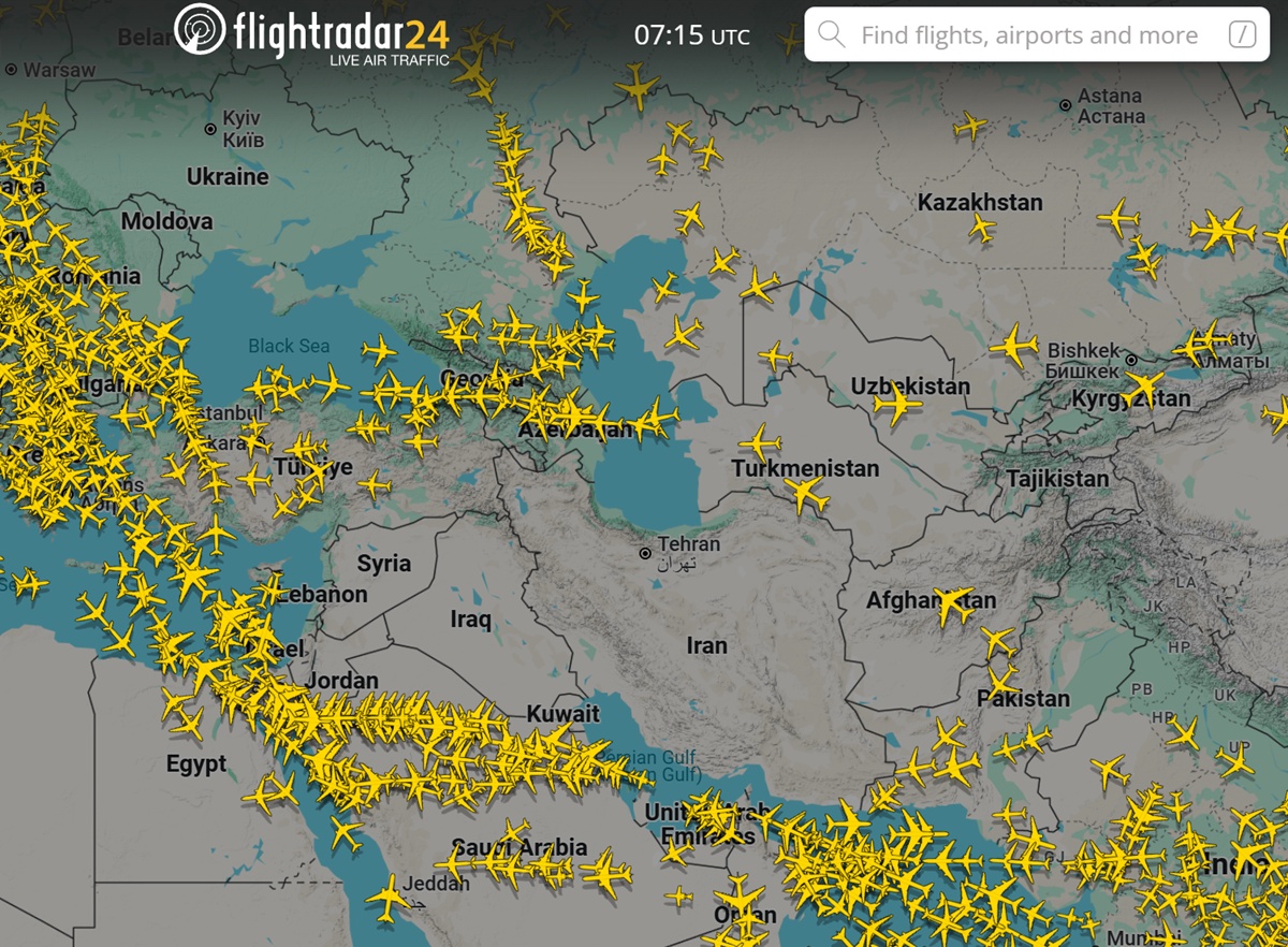 Les compagnies aériennes ne survolent plus l'espace aérien au-dessus d'Israël, de l'Iran, de l'Irak et de la Jordanie ce vendredi 13 juin 2025 - Copie écran FlightRadar24
