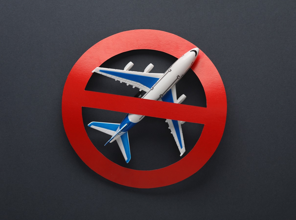 La Commission européenne met à jour sa liste de sécurité aérienne et de placer sur la liste noire toutes les compagnies aériennes de Tanzanie - Depositphotos split271992.gmail.com La Commission européenne met à jour sa liste de sécurité aérienne et de placer sur la liste noire toutes les compagnies aériennes de Tanzanie - Depositphotos split271992.gmail.com