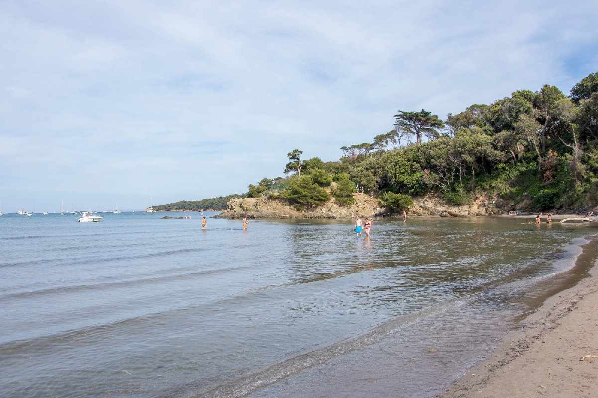L’été avant l’été ou l’appel du mois de juin - Depositphotos.com Auteur shovag