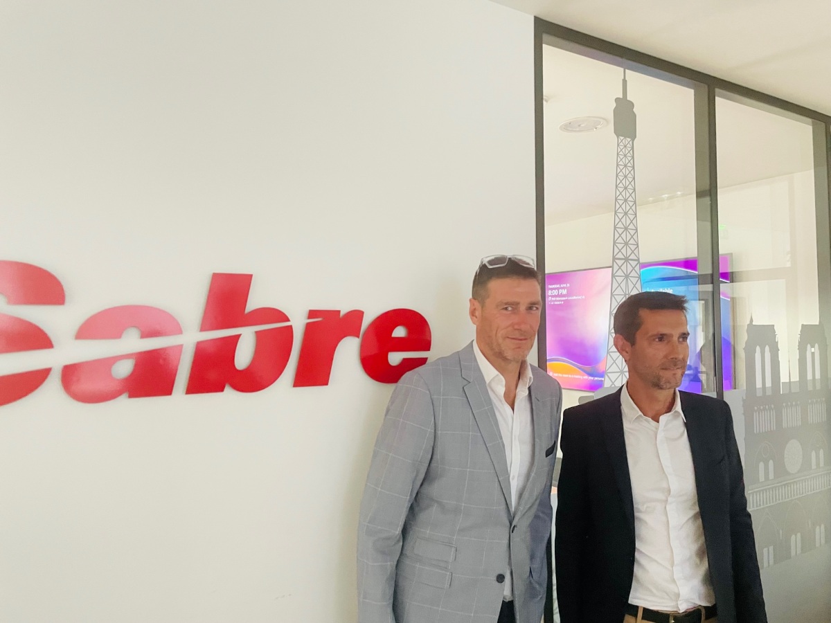 De gauche à droite, Richard Addey, et Hervé Kozar dans les locaux parisiens de SABRE le 26 juin dernier. Photo : C.Hardin