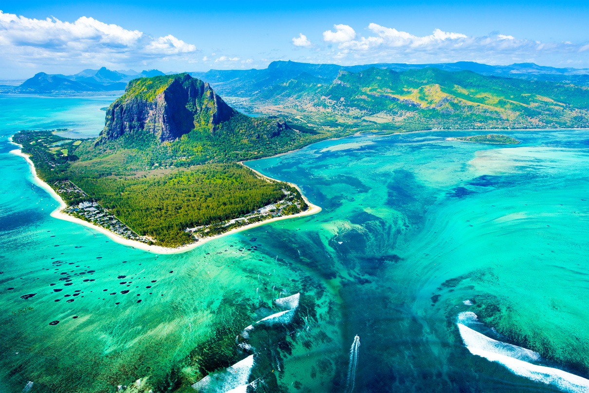 Ponant Explorations et Beachcomber Tours relancent leur roadshow - Photo : Depositphotos.com @Myroslava.