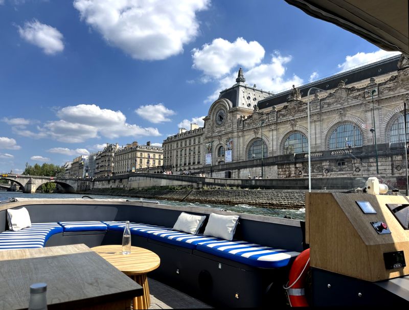 Ici, le musée d'Orsay vu depuis le bateau (© PB)