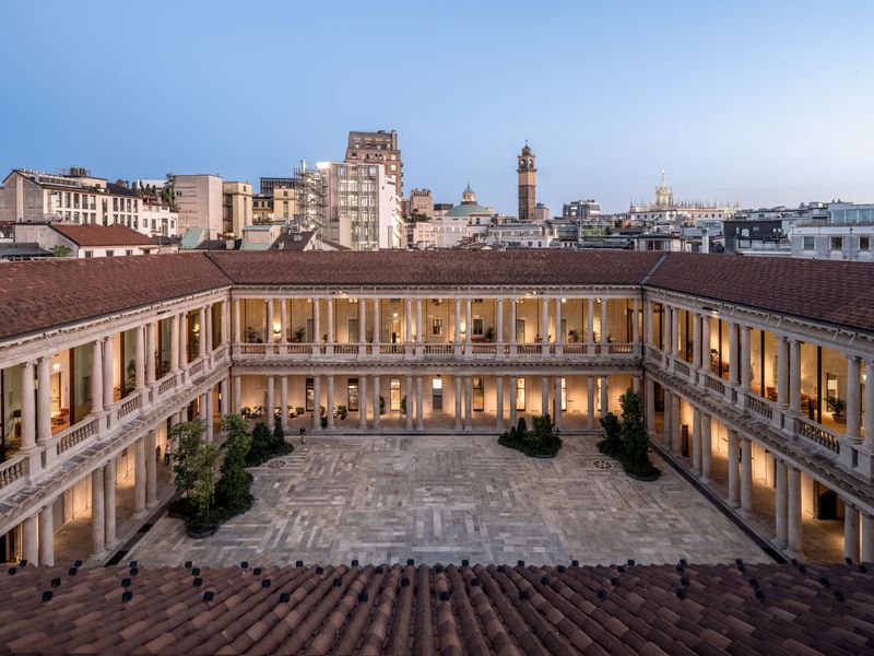 Dernier né de la Lungarno Collection, le Portrait Milano est une destination de choix au coeur du quartier de la mode à Milan (© Portrait Milano/Lungarno Collection)