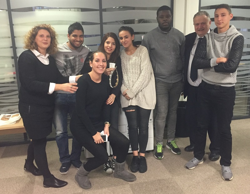 L'équipe du plateau de Montreuil - Photo DR VVF Villages L'équipe du plateau de Montreuil - Photo DR VVF Villages