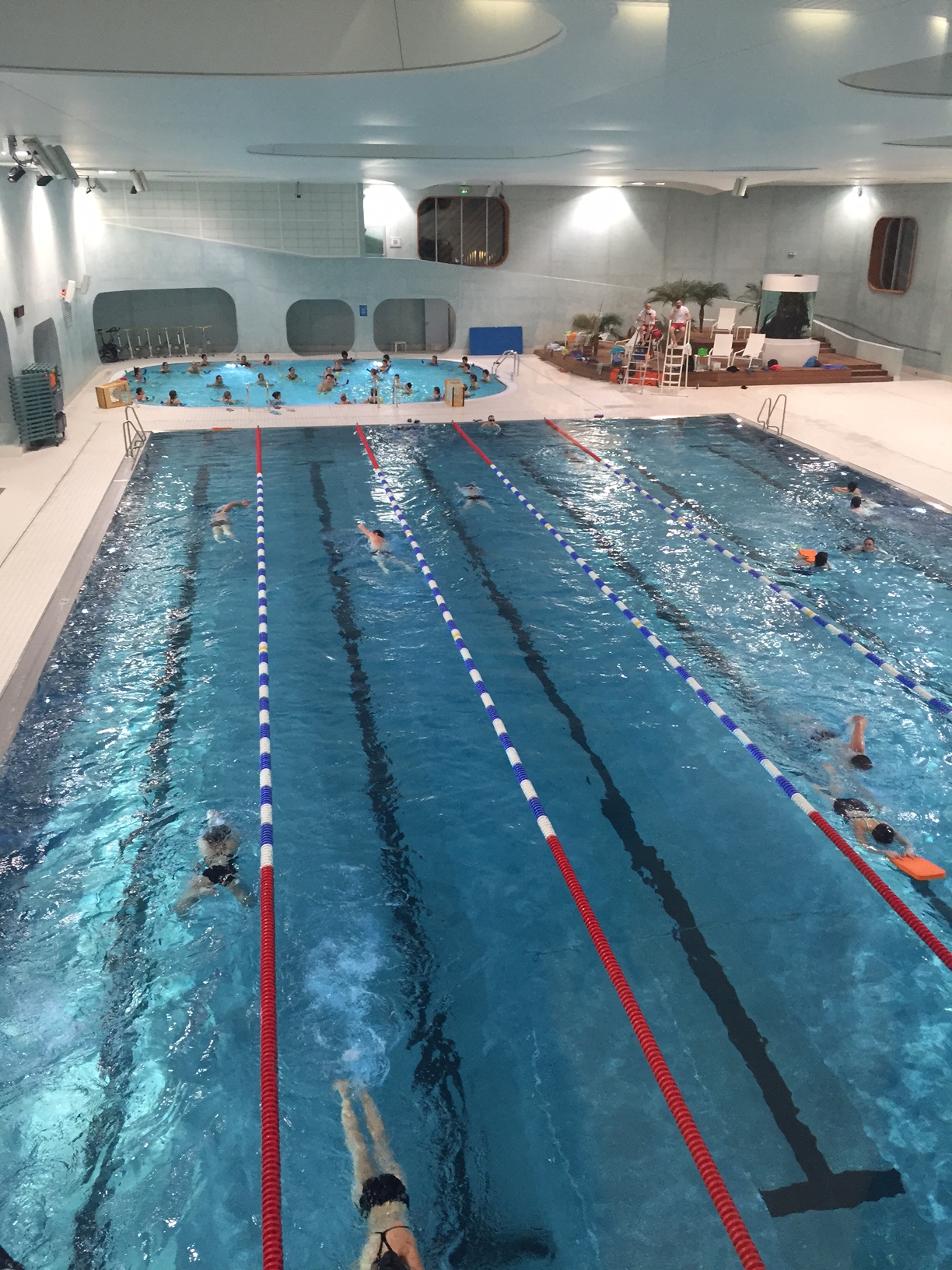 AquaZena Pool in  Issy-Les-Moulineaux