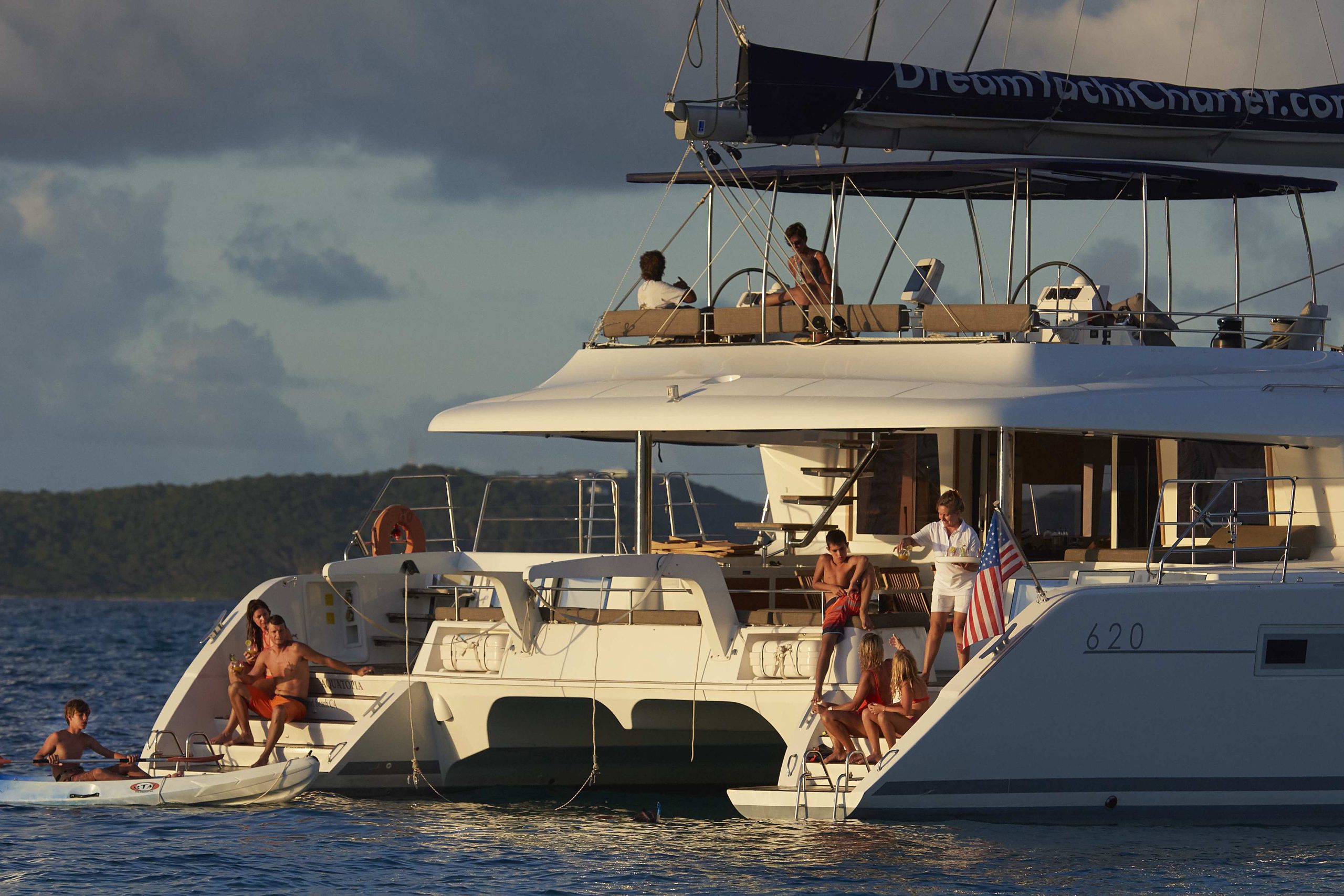 Le Lagoon 620 Martinique, entièrement rénové dans le cadre du programme durable Lagoon NEO, sillonnera désormais les Abacos et la Corse en croisière-cabine @Dream Yacht Le Lagoon 620 Martinique, entièrement rénové dans le cadre du programme durable Lagoon NEO, sillonnera désormais les Abacos et la Corse en croisière-cabine @Dream Yacht