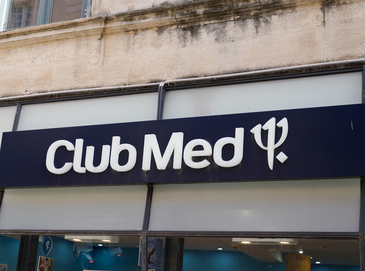 Sylvie Brisson, la DRH historique du Club Med, a été licenciée - Depositphotos @OceanProd