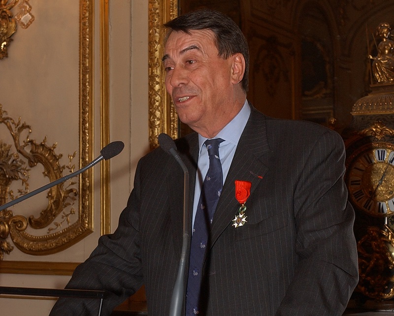 En 1978, le charismatique Olivier Delaire est élu président de l’APST. Il restera à ce poste durant 26 ans.   Il marquera à jamais la vocation solidaire de l’association. Il aura aussi le désir de voir un jour, à Paris, une « Maison du Tourisme » - DR : APST