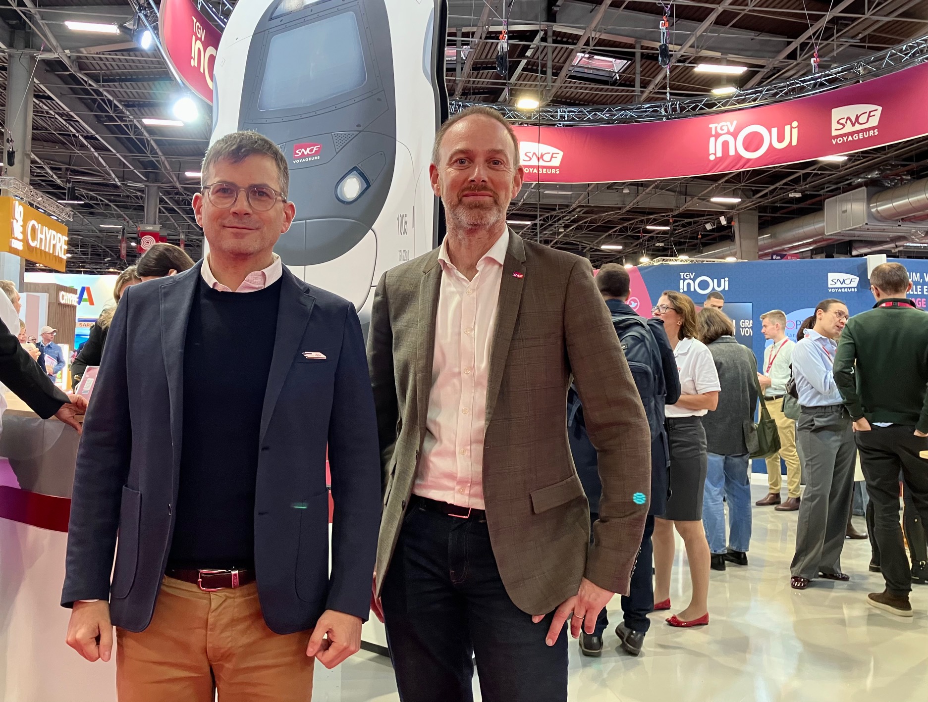 Jérémie Zeguerman et Frédéric Laurent-Miel sur le stand de la SNCF, à l'IFTM. (c)T.Beaurepère