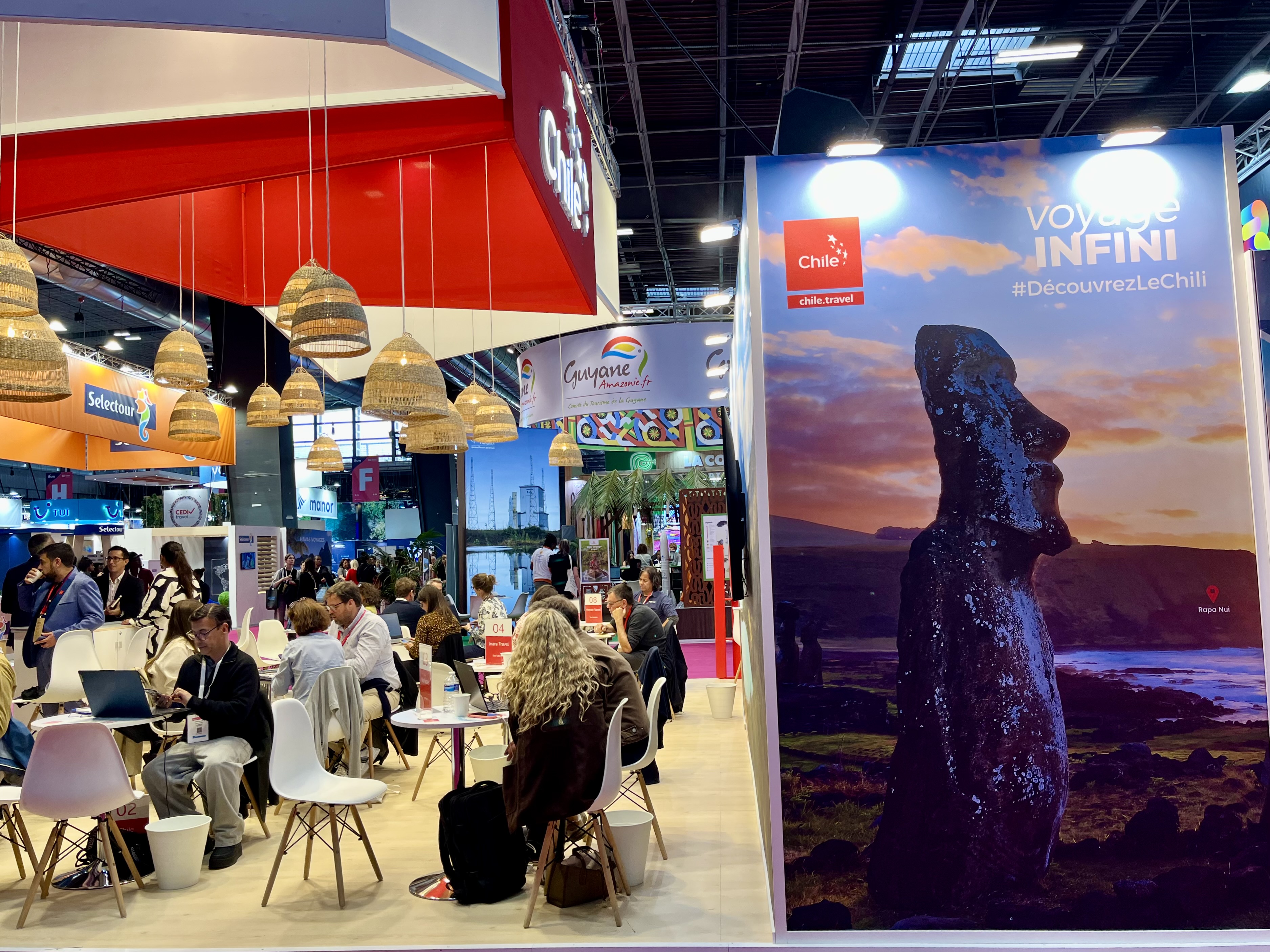 Une fois encore, l'île de Pâques était en bonne place sur le stand du Chili à l'ILTM (© PB)