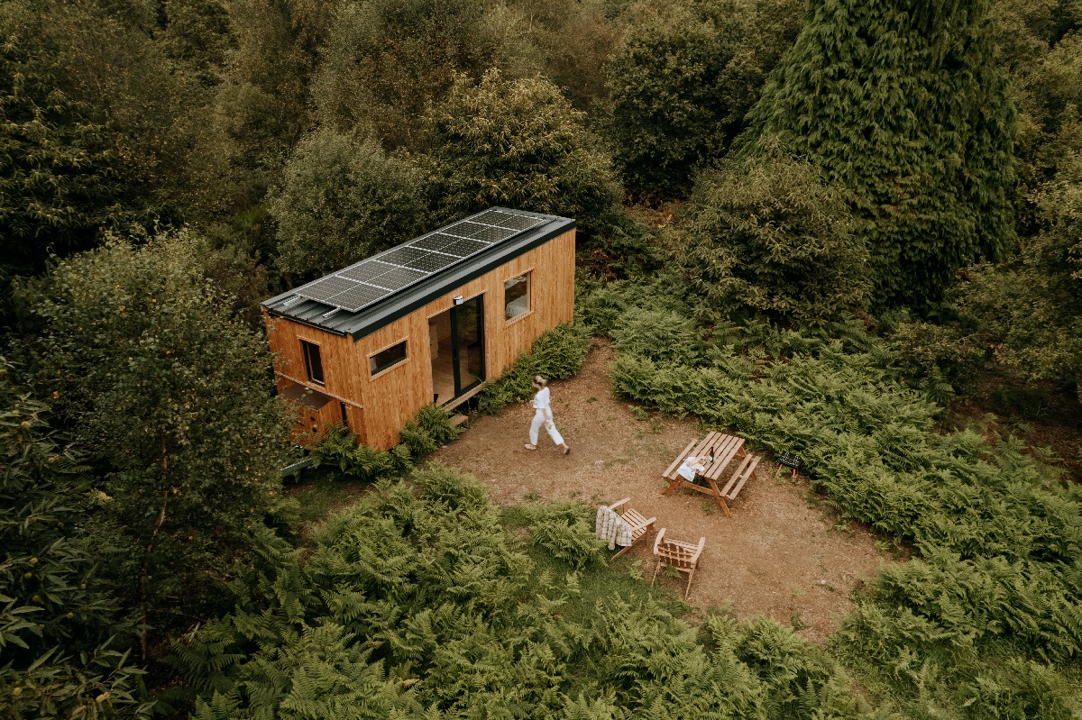 maeva rachète Parcel Tiny House - Parcel_Tiny_House_Kerbastard CC Alair Drone1