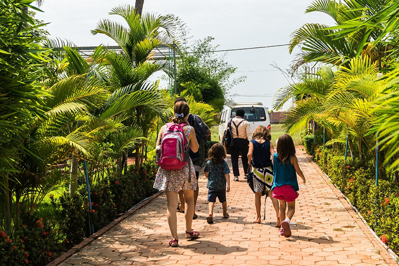 Le Cambodge, une destination propice aux rencontres et aux expériences en famille. © Easia Travel
