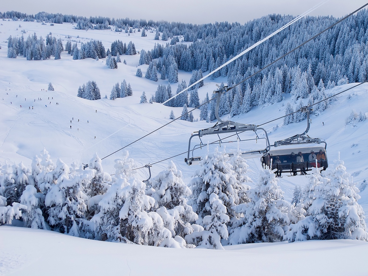 Les stations de la Vallée de la Blanche et du Val d’Allos lancent leur saison 2025-2026 - Depositphotos.com, @swisshippo