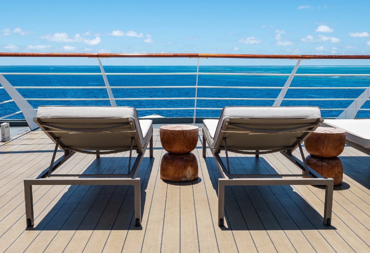 Les croisières se distinguent aussi par leurs itinéraires exclusifs : escales confidentielles, ports inaccessibles aux grands paquebots, expériences culturelles et bien-être sur mesure. @DepositPhotos NANCYPAUWELSPHOTO