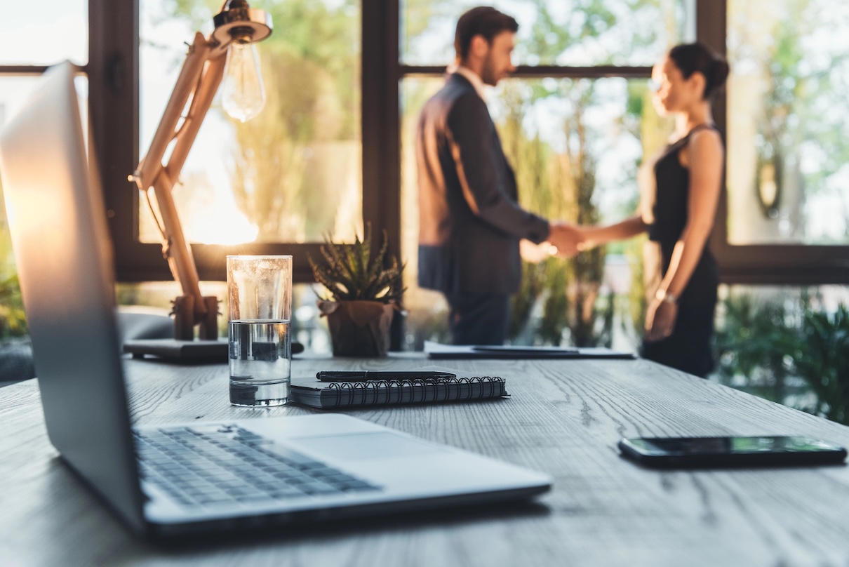 Mirai présente Sarai : l’IA qui promet de révolutionner la vente directe des hôtels - Depositphotos @DimaBaranow