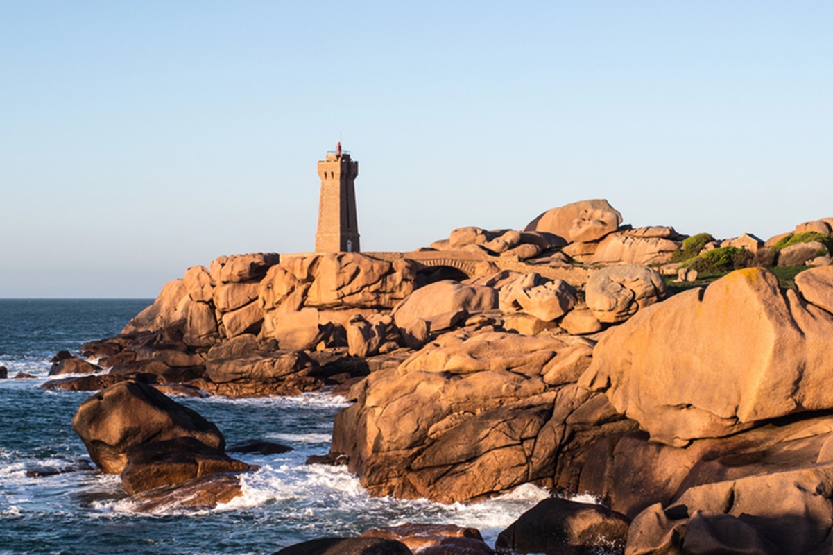 La Bretagne veut tripler la taxe de séjour.  @depositphotos/hzparisien@gmail.com
