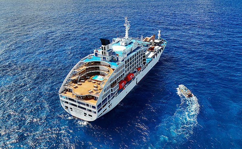 Aranui 5 © Filip Kulisev