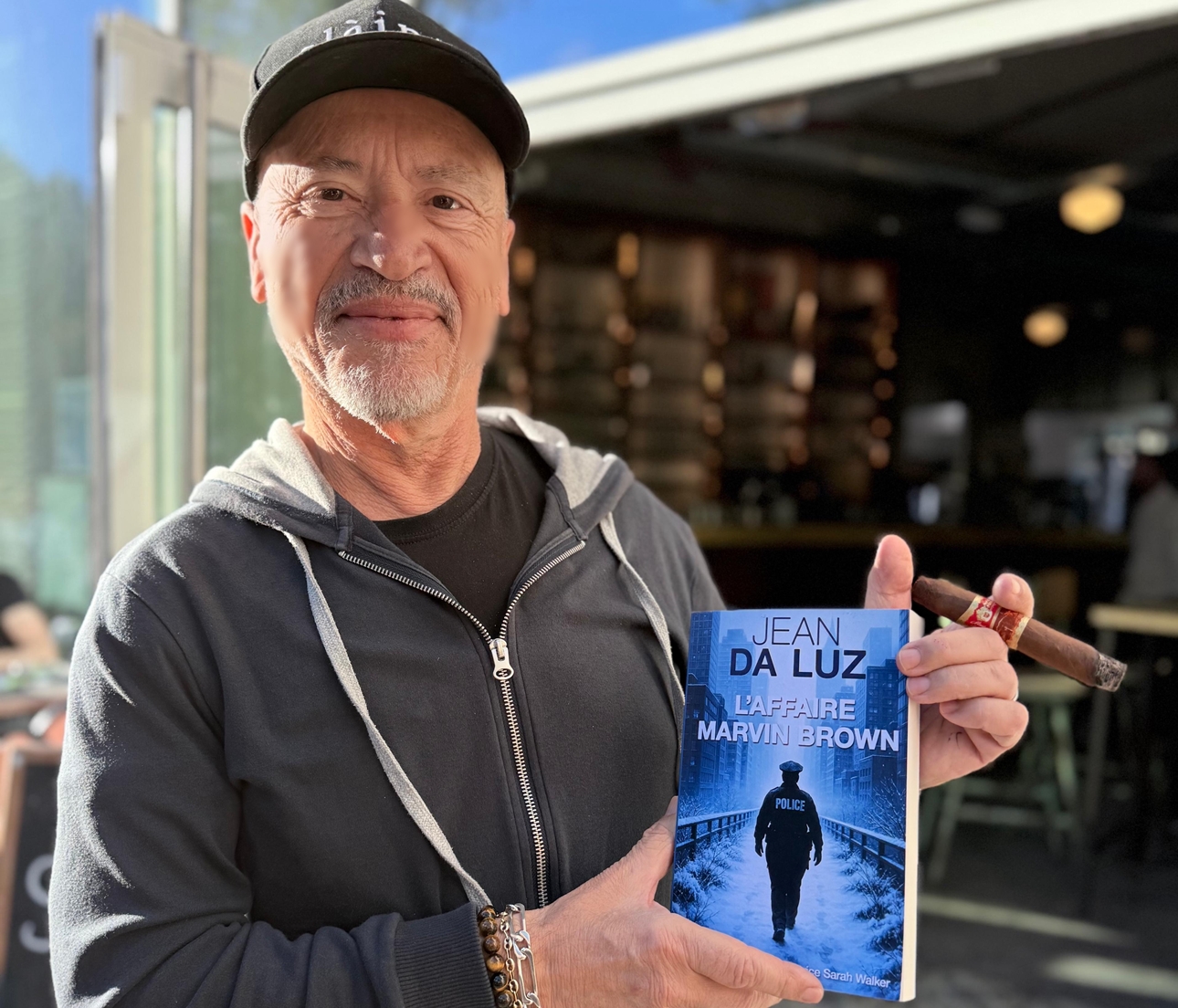 L'Affaire Marvin Brown, son 2e thriller vient juste de sortir.