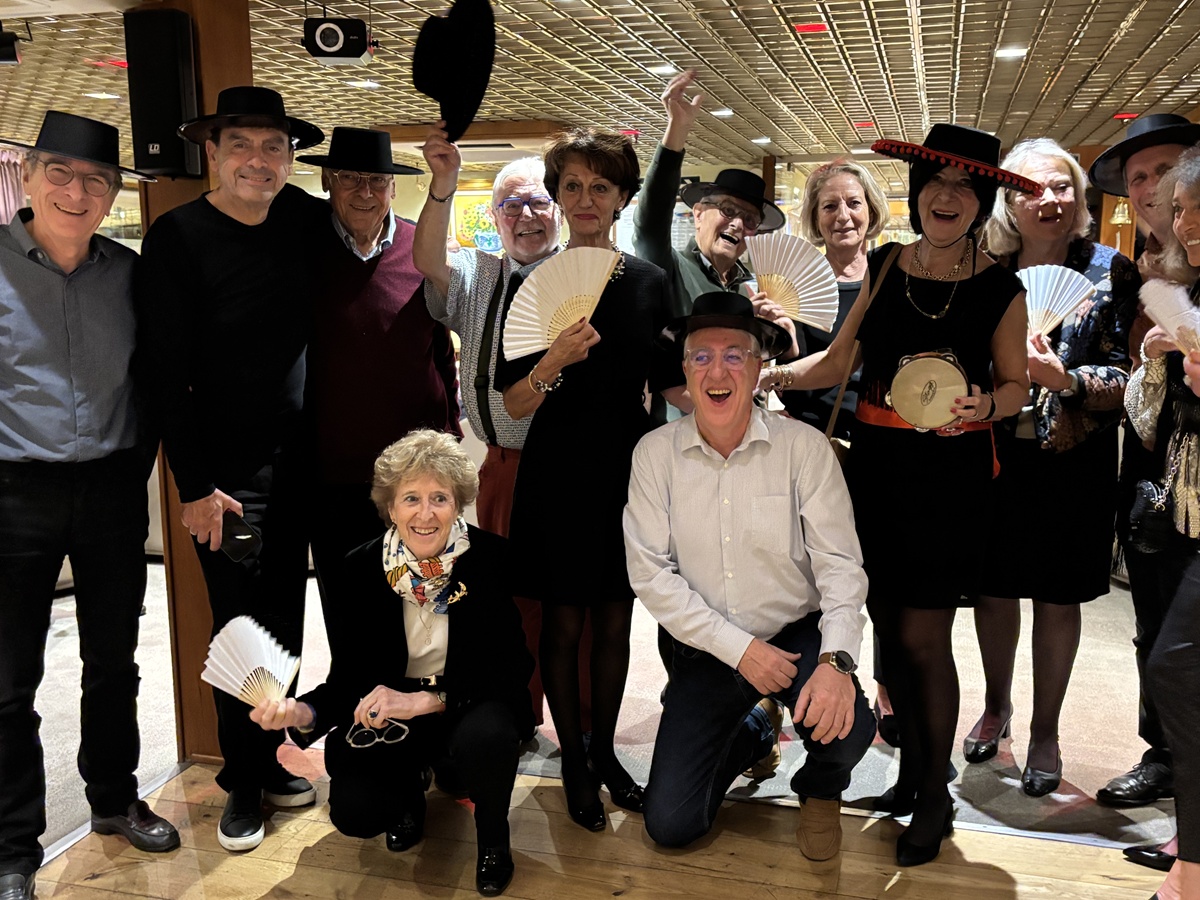 Une fête andalouse ininterrompue, au rythme des flots, pour les seniors du tourisme - Photo : AFST