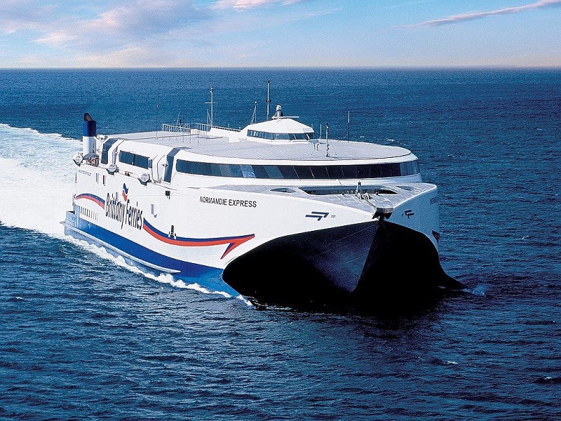 DR : Brittany Ferries