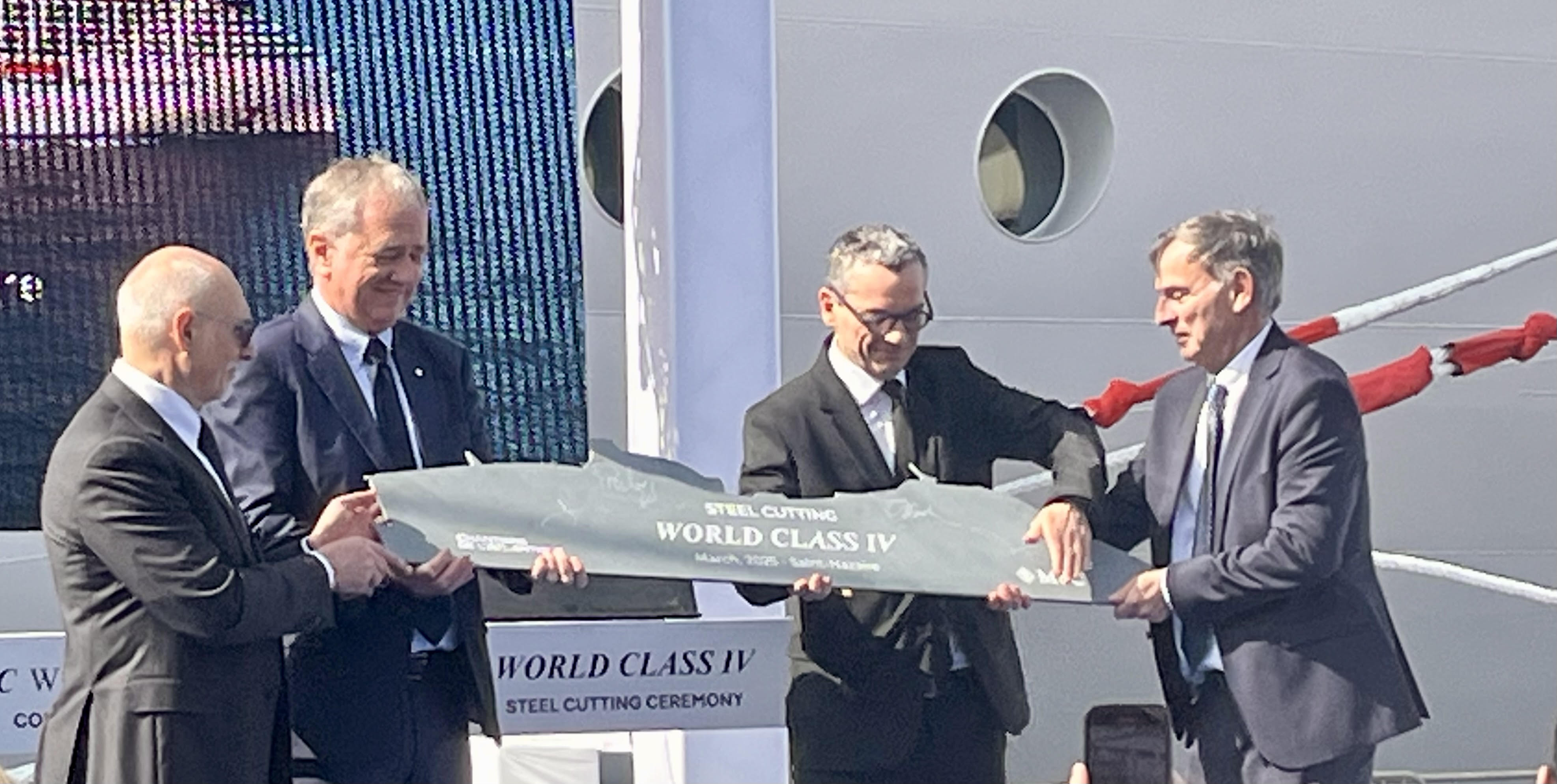 La découpe de la première tôle aux Chantiers de l'Atlantique a marqué le lancement de la construction en mars dernier du MSC World Atlantic - Photo : LG