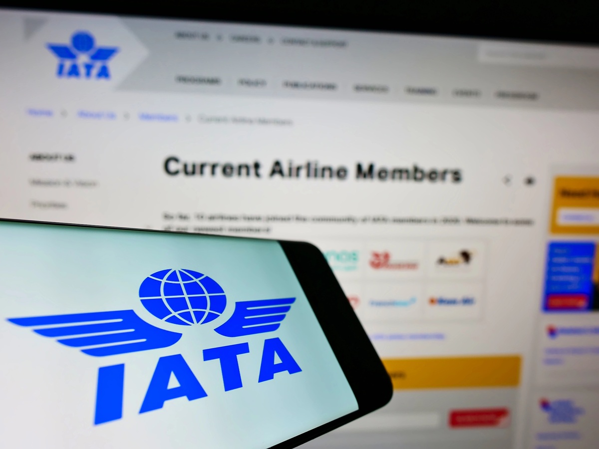 IATA a suspendu Air Antilles du BSP France - depositphotos