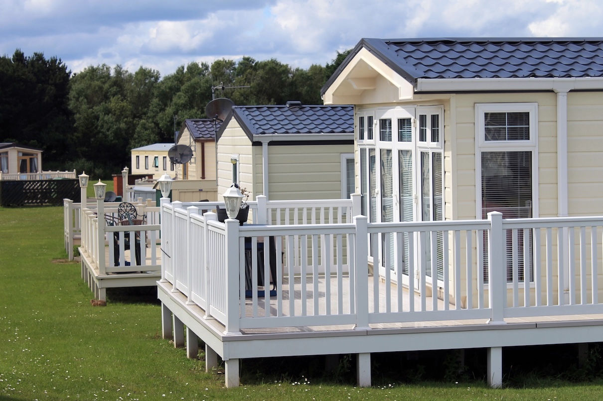 maeva reprend Camping Paradis et Ushuaïa Villages - Depositphotos @speedfighter17