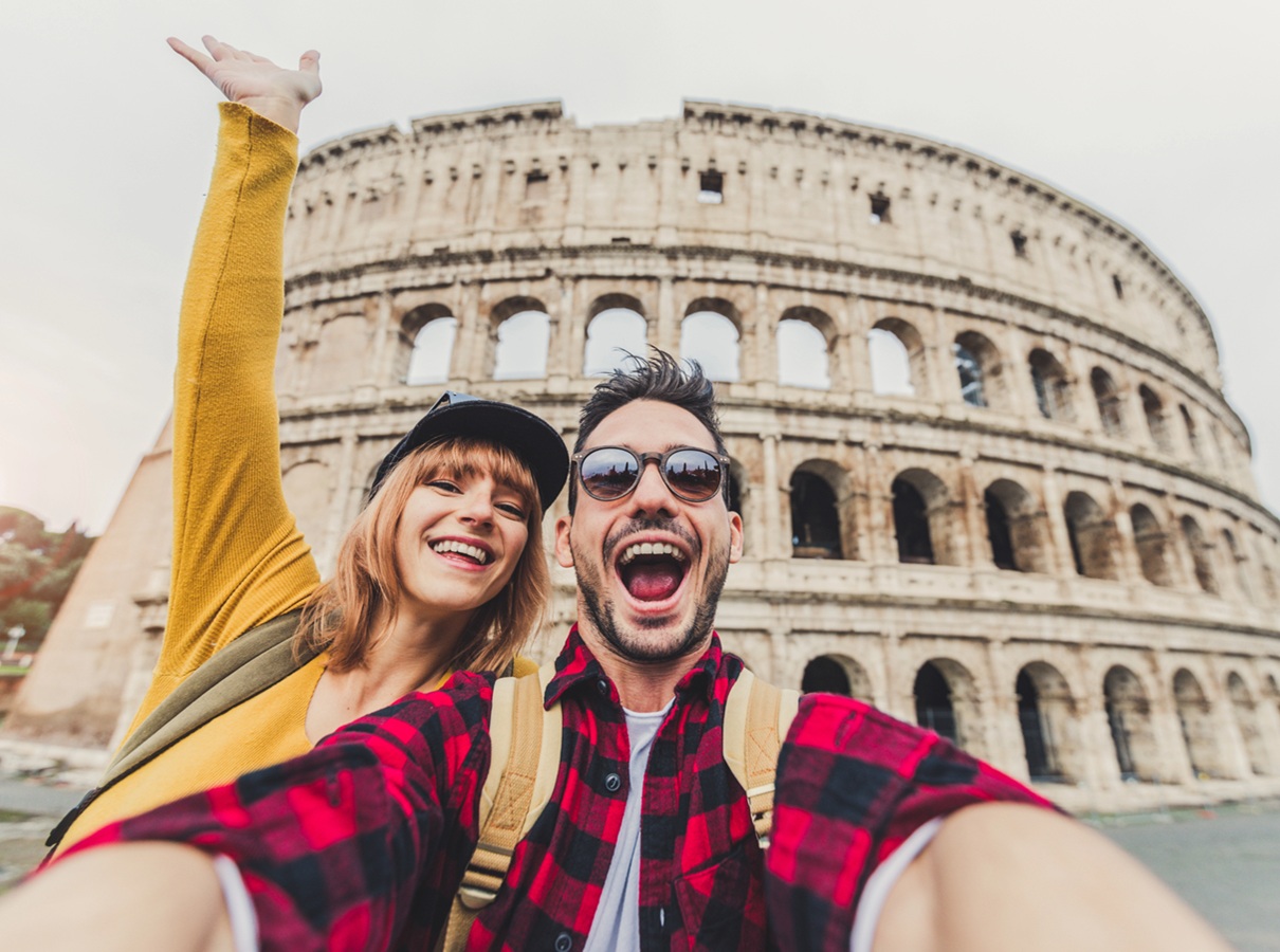 Influenceurs : les (nouvelles) obligations pour les pros du tourisme ! [ABO]