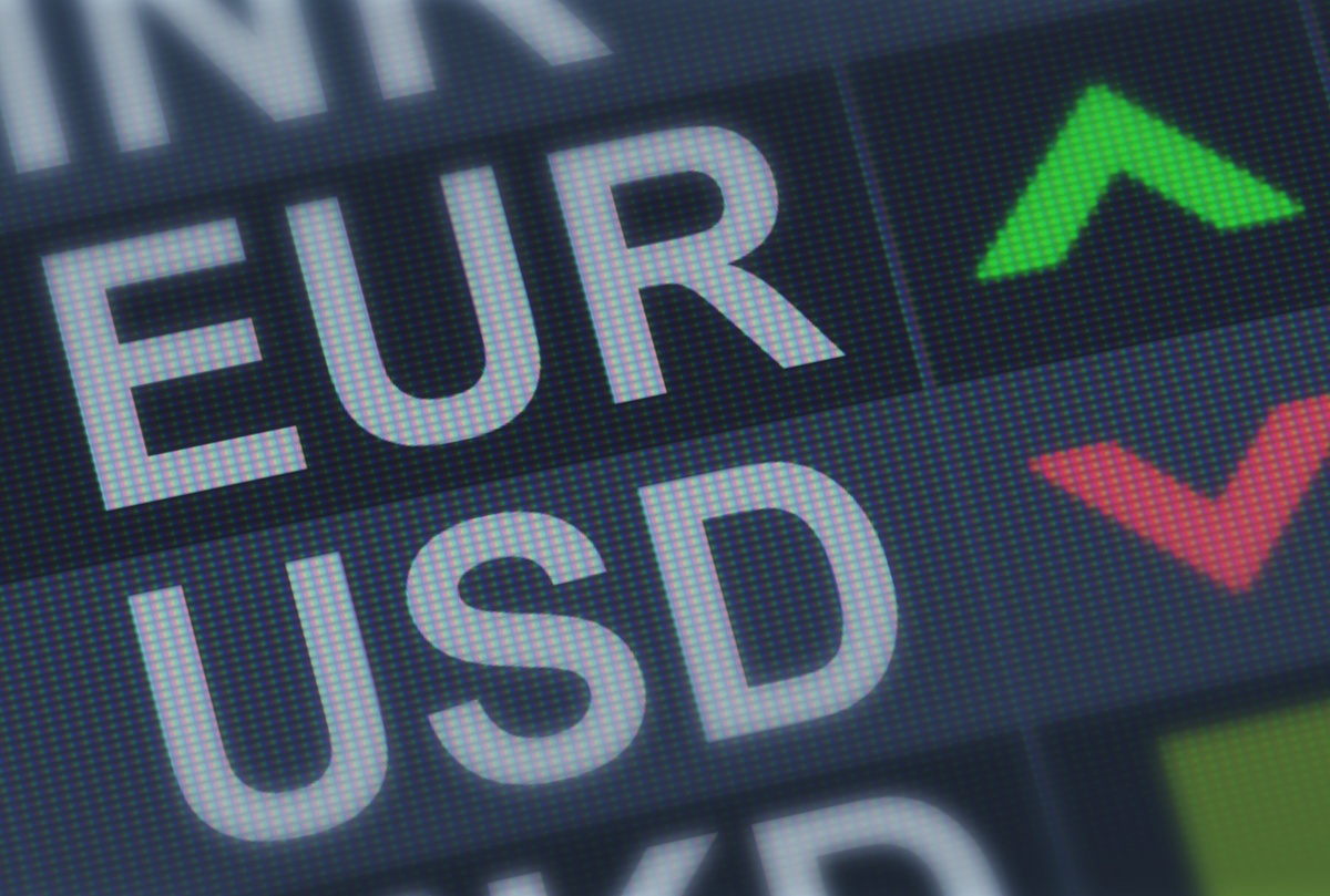 Marchés : l'euro profite du désamour pour le dollar sur fond de crise au Groenland - Depositphotos.com  Auteur motortion